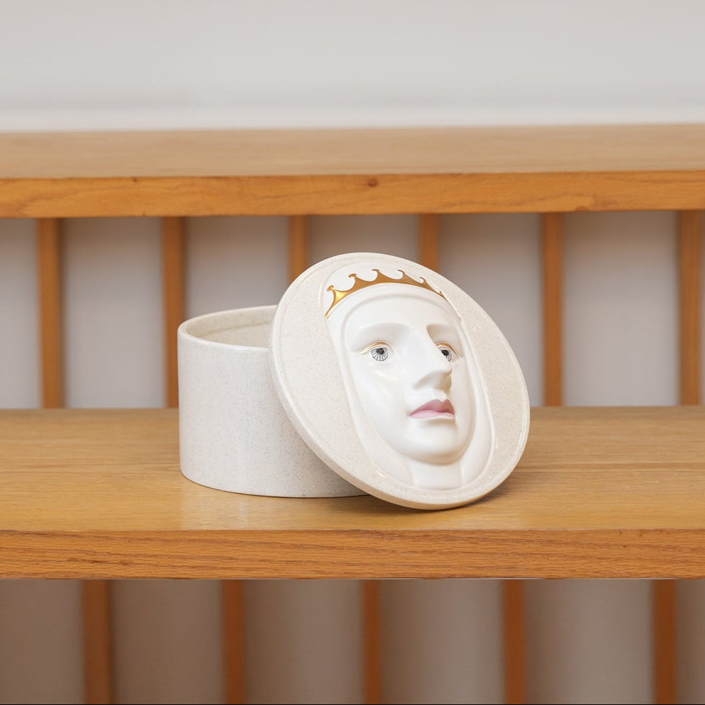 Boîte Face Statue