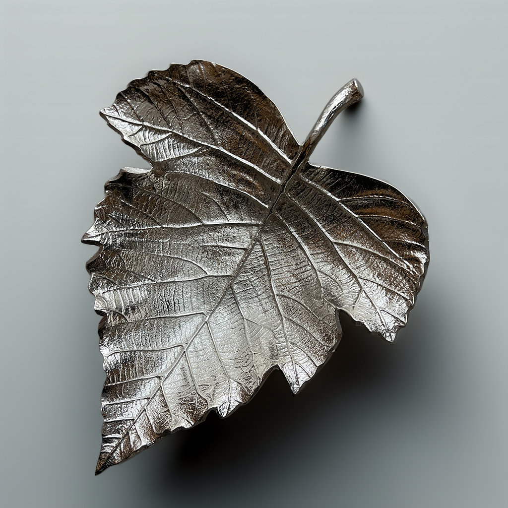 Plat Décoratif Feuille Argentée En Forme De Cœur