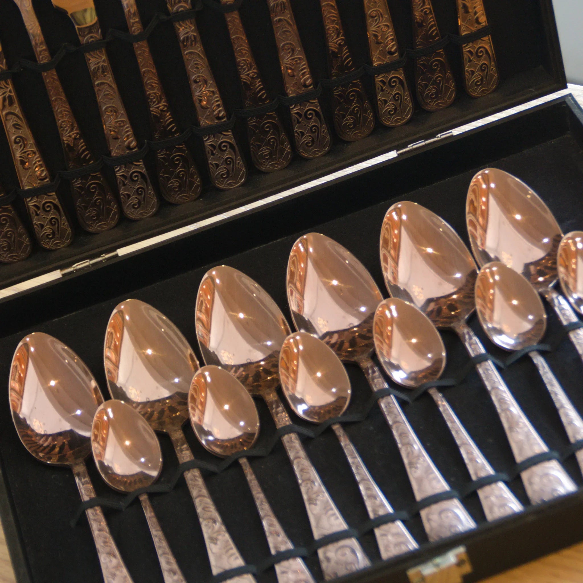 Ménagère 24 Pièces New Namish Rose Gold Pour 6 Personnes
