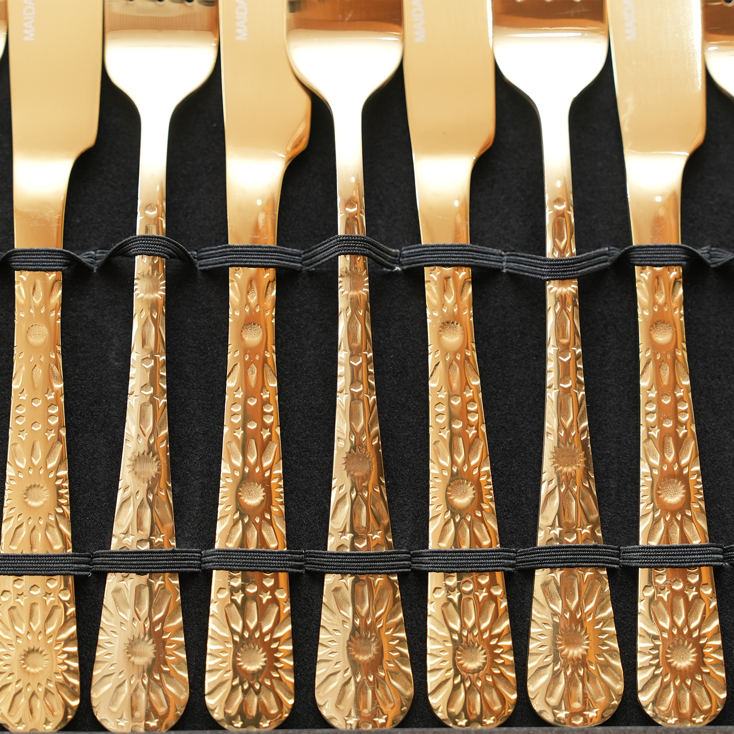 Ménagère 24 Pièces En Inox Doré – Zellige