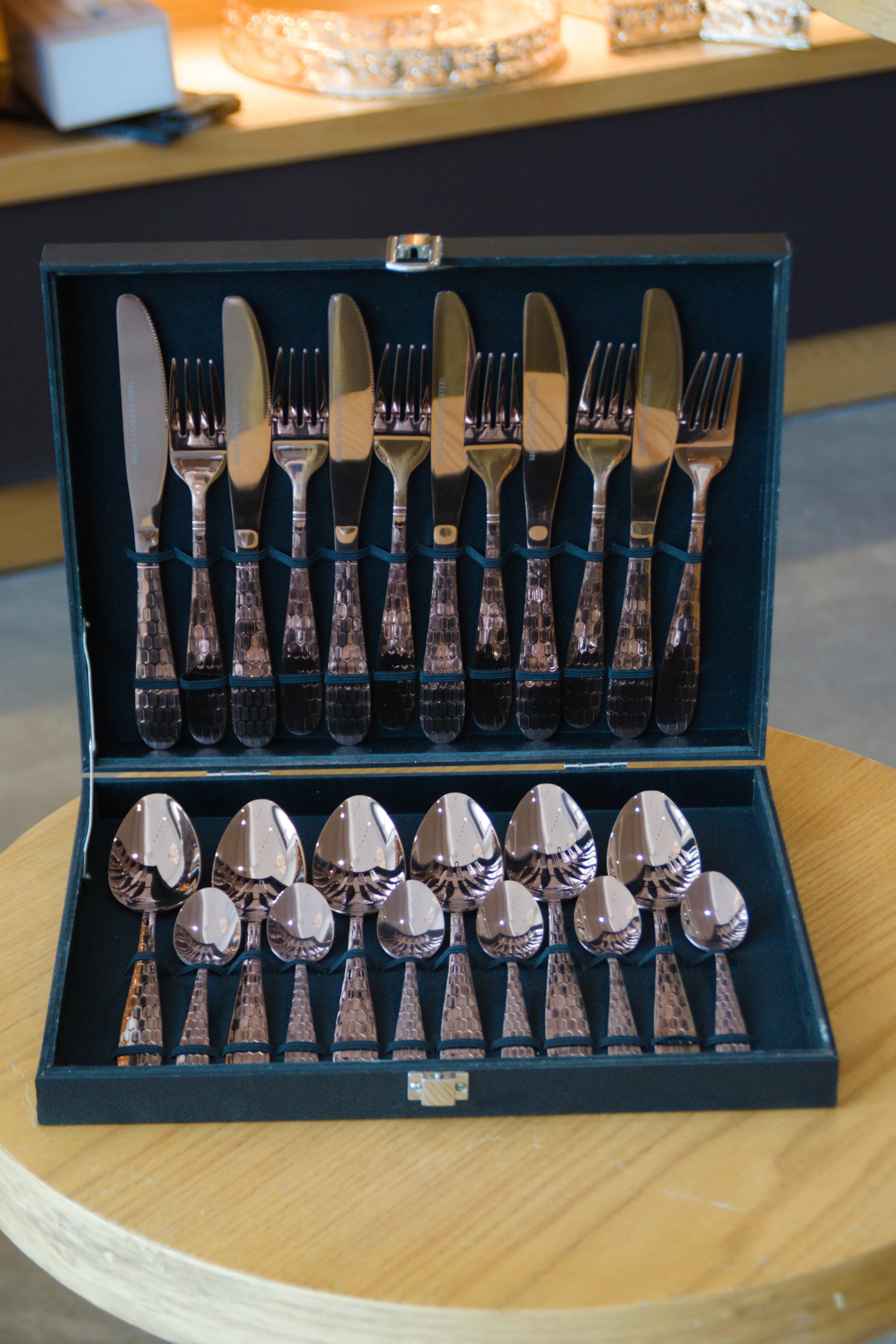 Ménagère 24 Pièces Pour 6 Personnes Hony Rose Gold