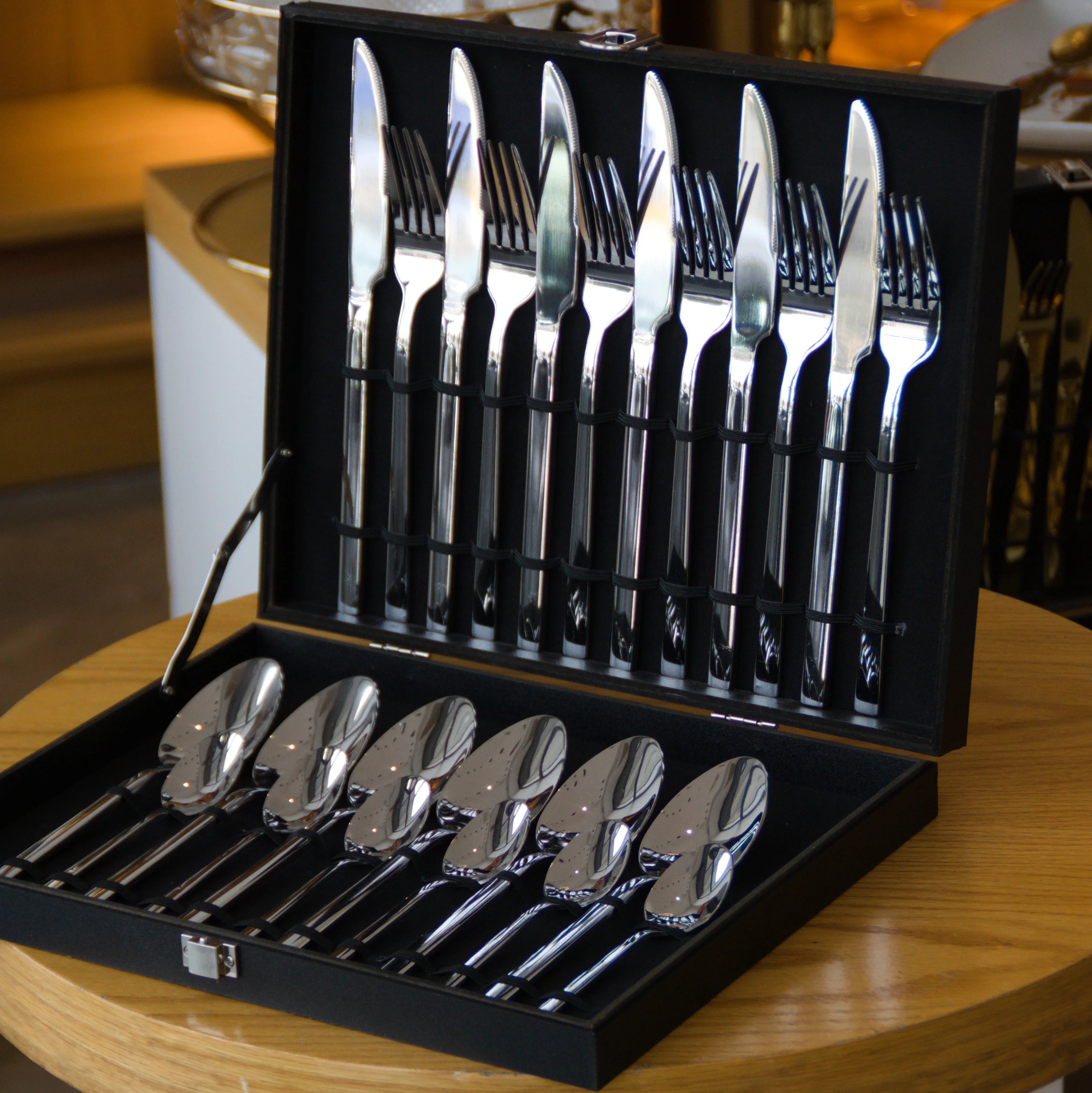 1 Ménagère 24 Pièces Hony Silver Pour 6 Personnes