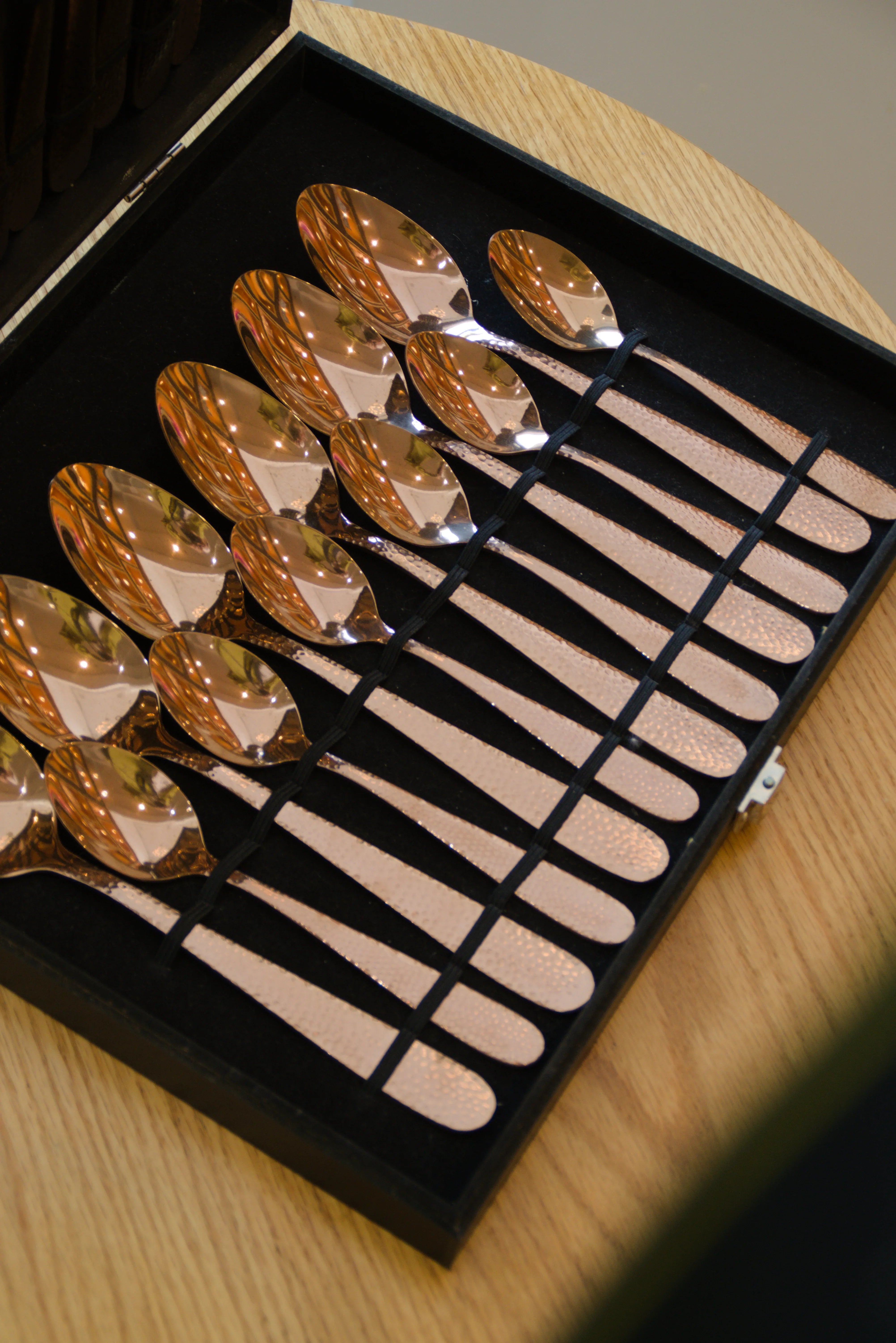 Ménagère 24 Pièces Dune Rose Gold Pour 6 Personnes