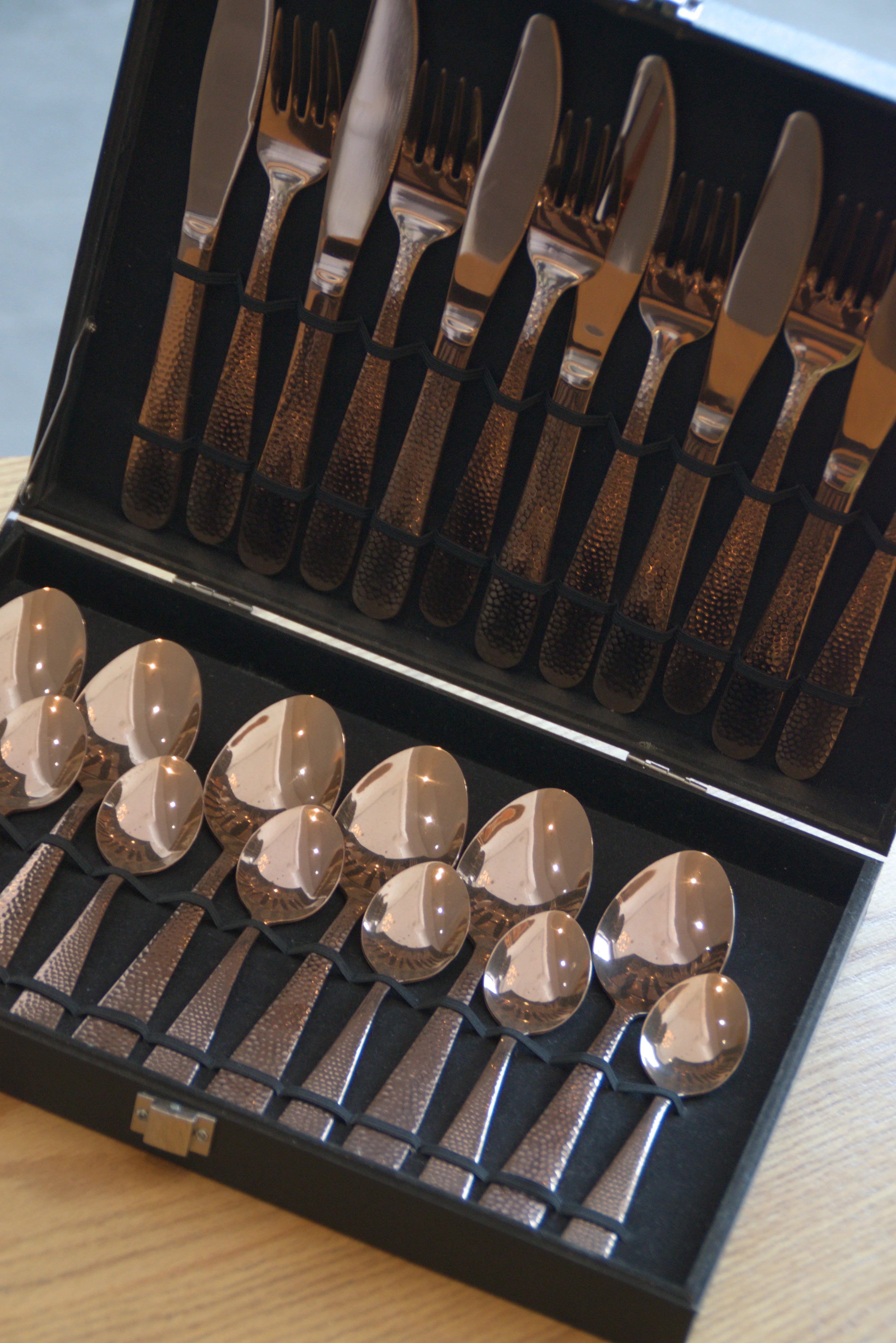 Ménagère 24 Pièces Dune Rose Gold Pour 6 Personnes