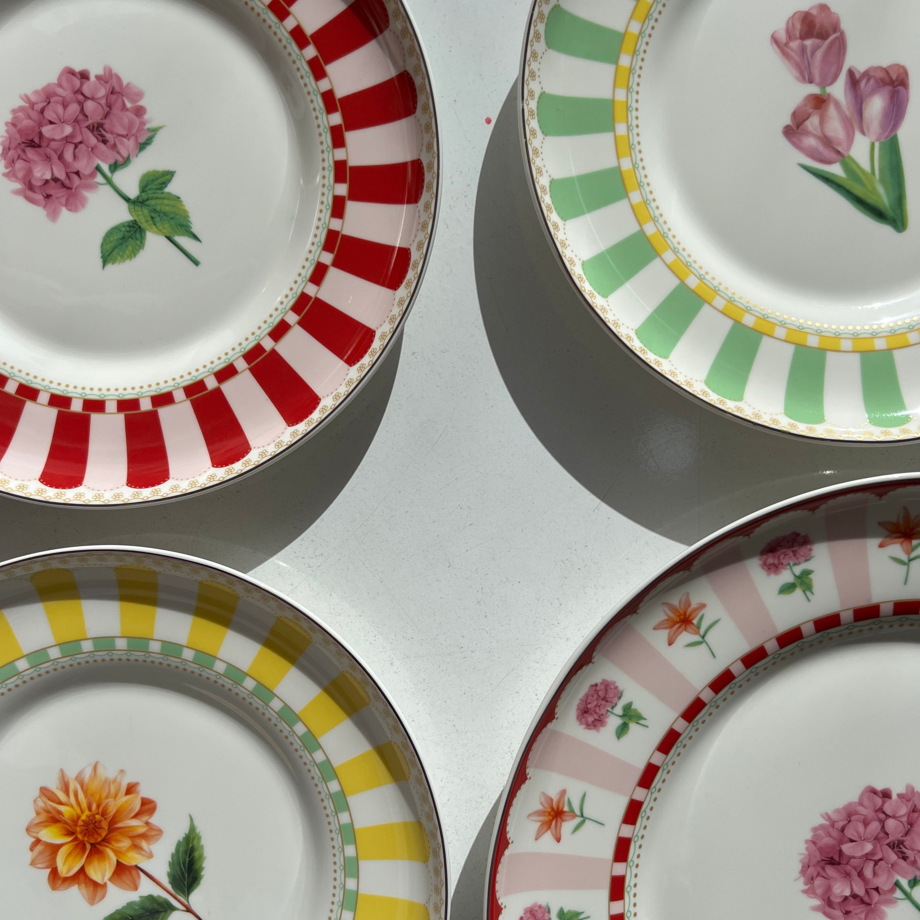 Service À Gâteaux 7 Pièces – Fleur De Palais