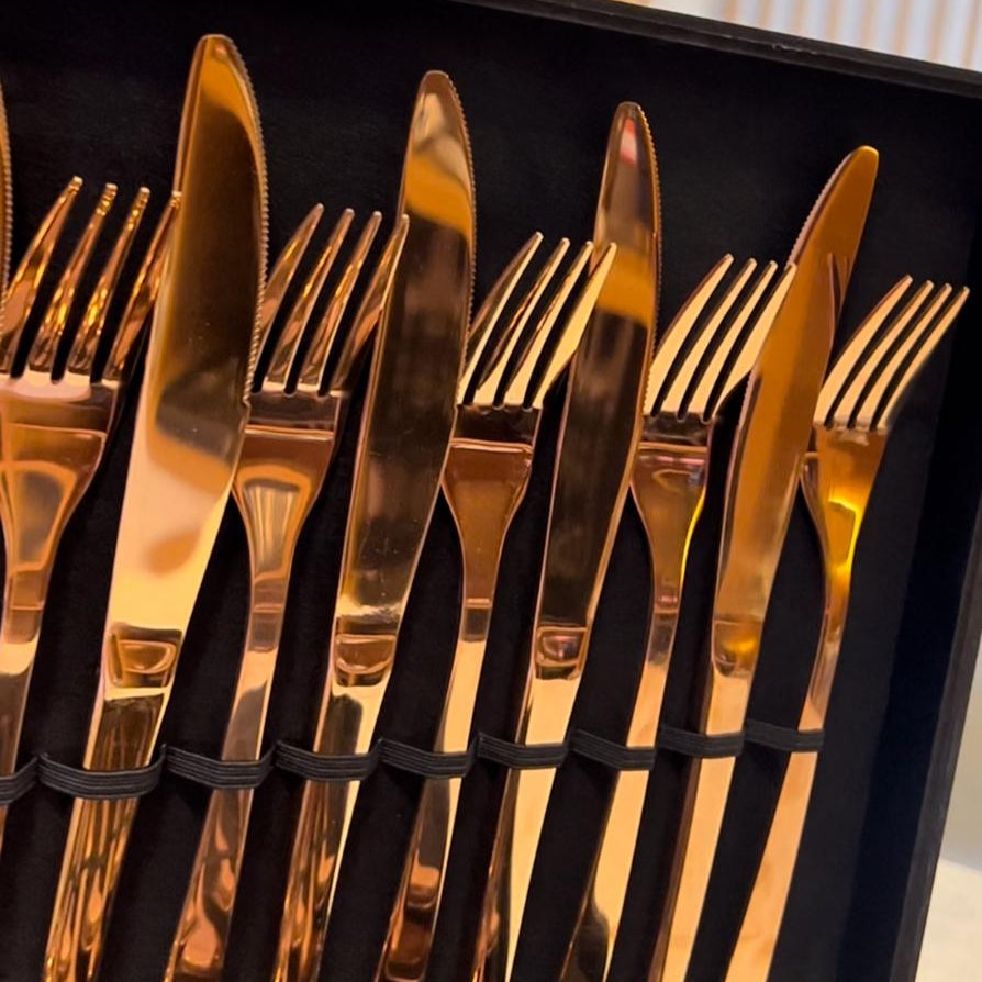 Ménagère 24 Pièces Bronze Pour 6 Personnes