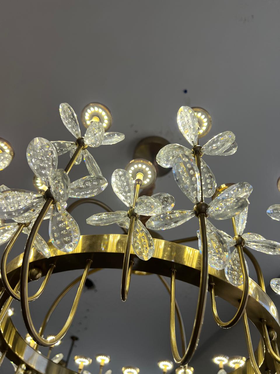 Lustre Floral Design – Diamètre 80 Cm